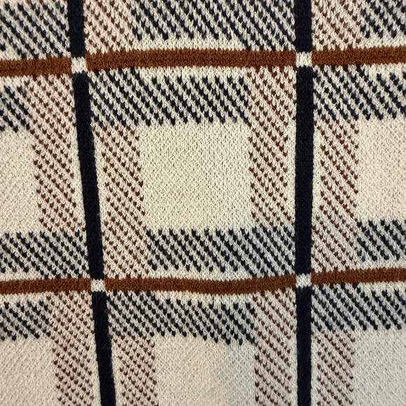 Ann Taylor Pencil Skirt - Picture 2 of 8